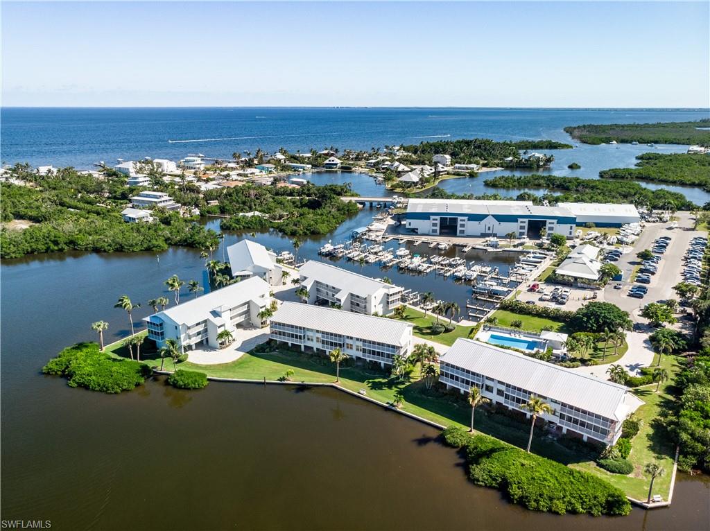 FOUR WINDS MARINA NORTH CONDO - Residential