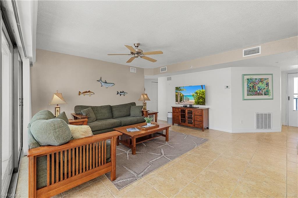 FOUR WINDS MARINA NORTH CONDO - Residential