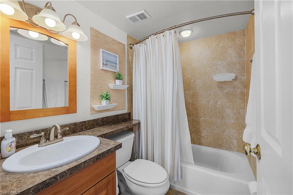 FOUR WINDS MARINA NORTH CONDO - Residential