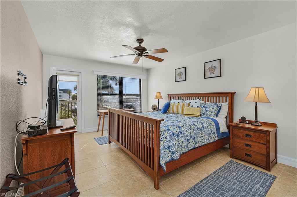 FOUR WINDS MARINA NORTH CONDO - Residential