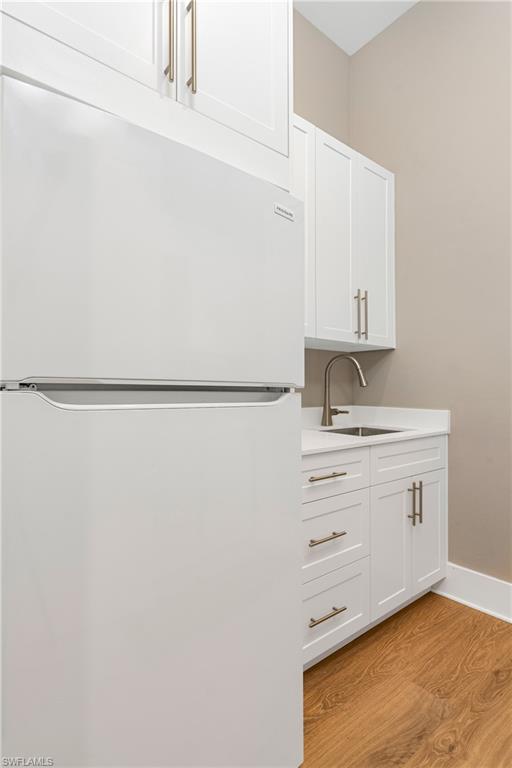 CAYMAS - Residential Lease