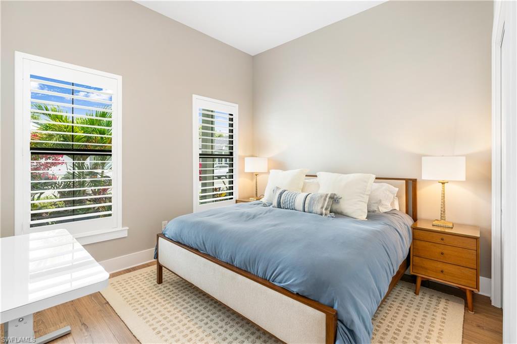 CAYMAS - Residential Lease