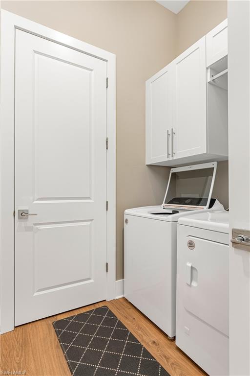 CAYMAS - Residential Lease