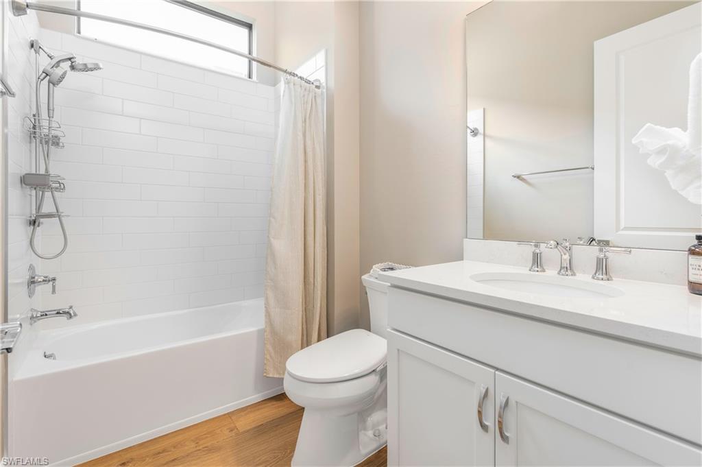 CAYMAS - Residential Lease