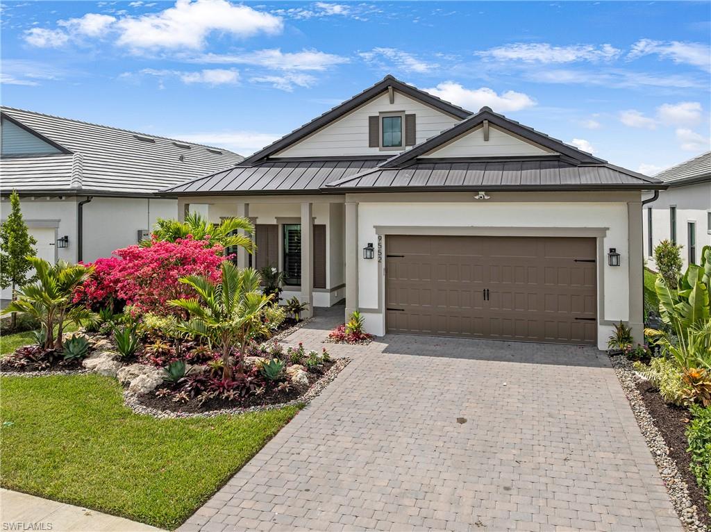 CAYMAS - Residential Lease