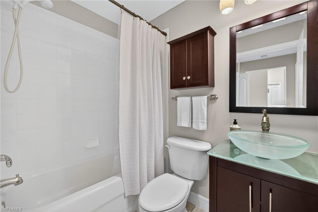 STONEYBROOK - Residential Lease