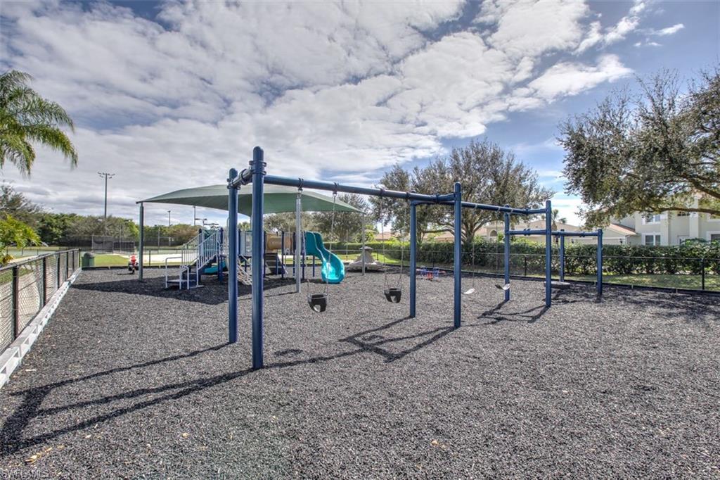 STONEYBROOK - Residential Lease