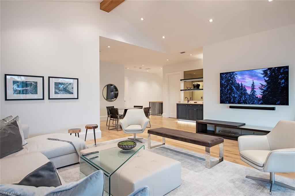 AQUALANE SHORES - Residential