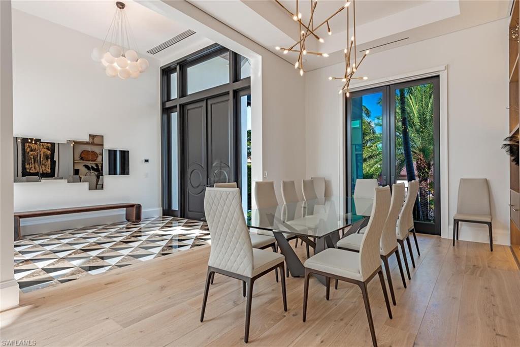 AQUALANE SHORES - Residential