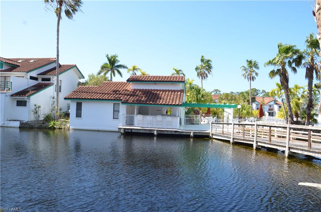 WATERFRONT IN NAPLES - Residential