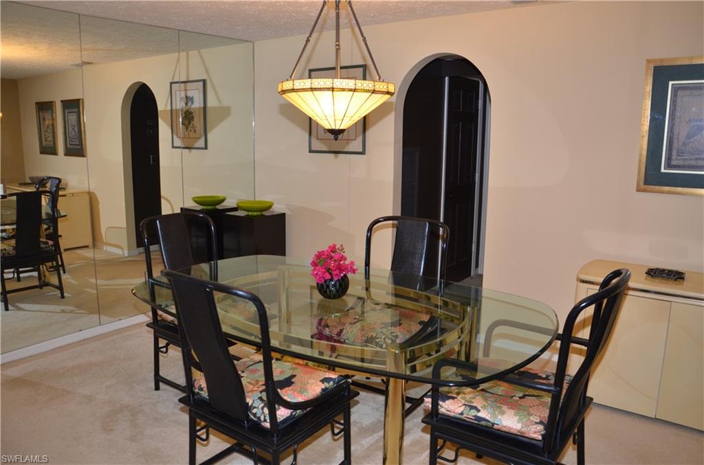 WATERFRONT IN NAPLES - Residential