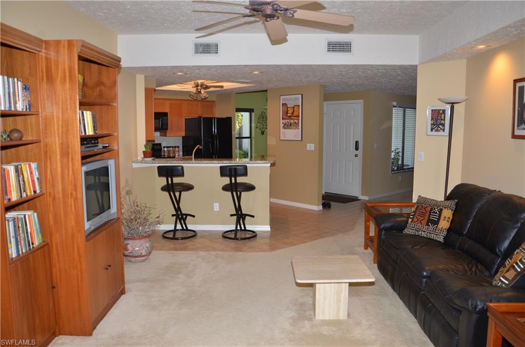 WATERFRONT IN NAPLES - Residential