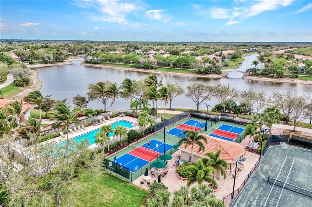 VILLAGE WALK OF BONITA SPRINGS - Residential