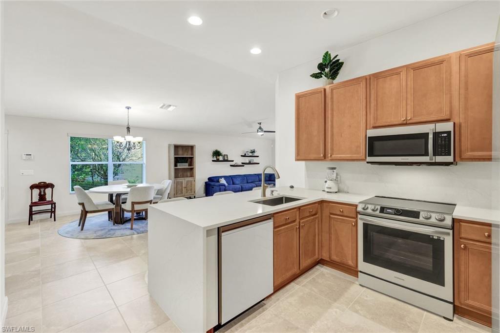 VILLAGE WALK OF BONITA SPRINGS - Residential