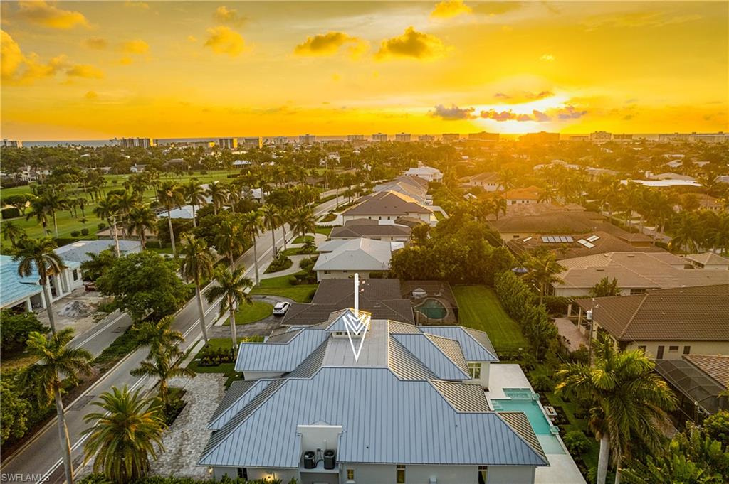 MOORINGS - Residential