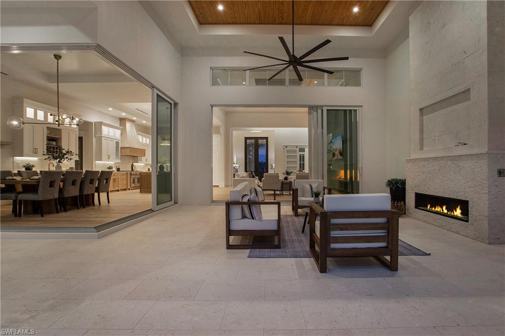 MOORINGS - Residential