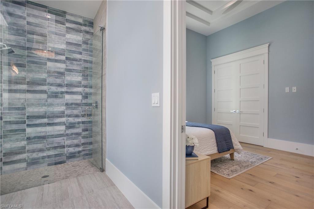 MOORINGS - Residential