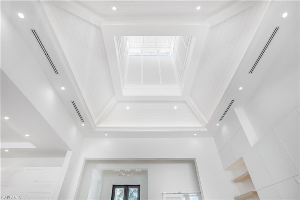 MOORINGS - Residential