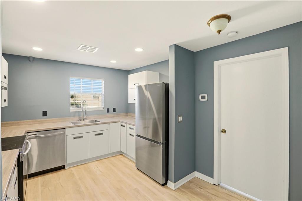 BRISTOL SQUARE - Residential