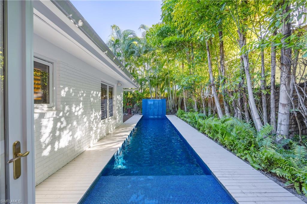 OLDE NAPLES - Residential Lease