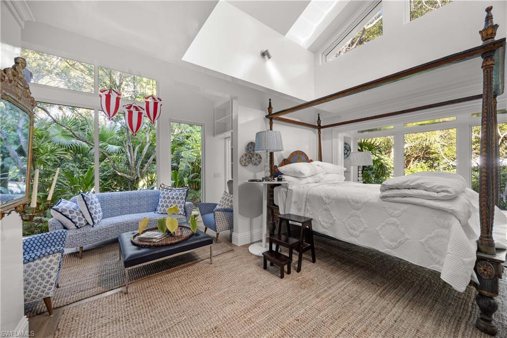 OLDE NAPLES - Residential Lease