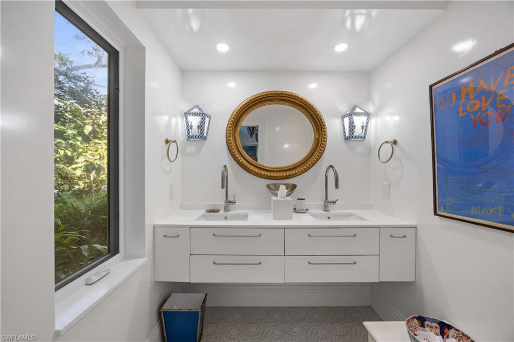 OLDE NAPLES - Residential Lease