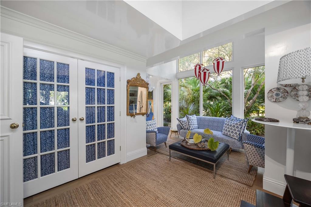 OLDE NAPLES - Residential Lease