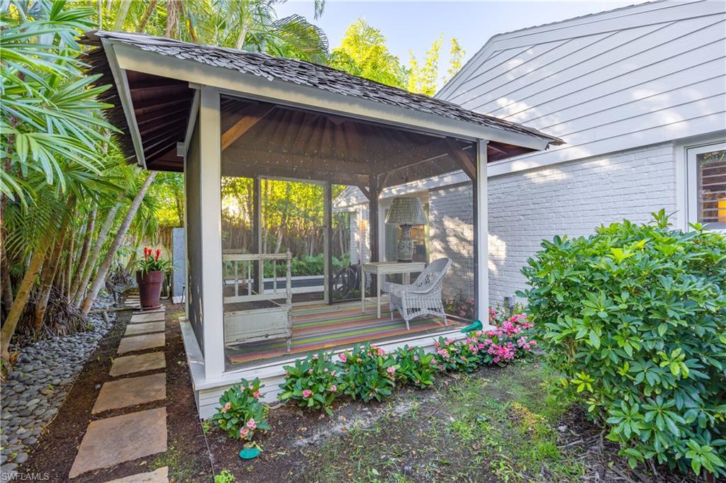 OLDE NAPLES - Residential Lease