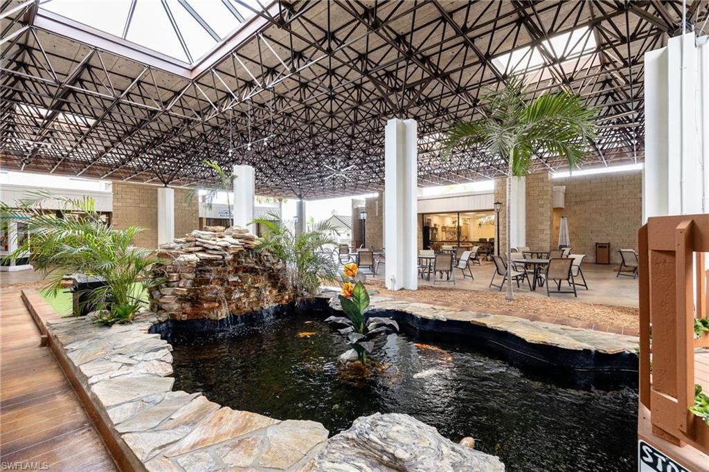 SEVEN LAKES - Residential