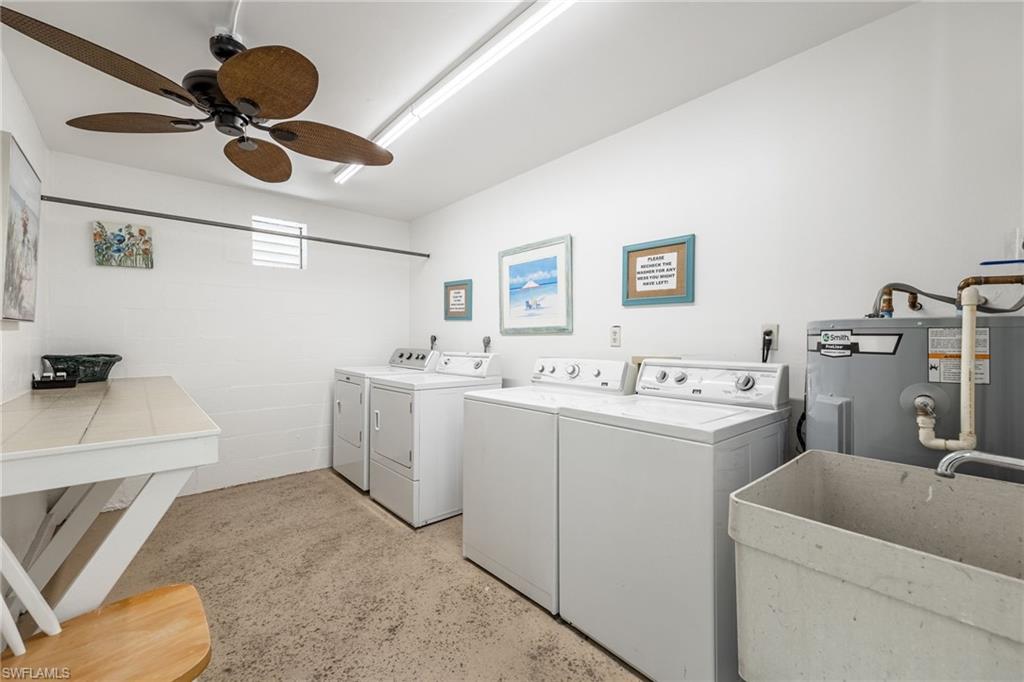 SEVEN LAKES - Residential