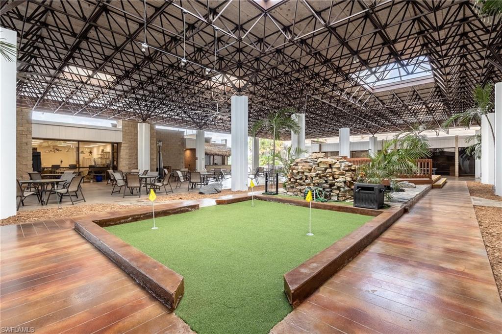 SEVEN LAKES - Residential