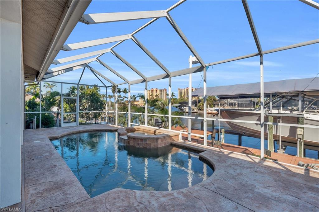 HERMITAGE - Residential