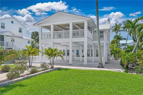 8241 Main ST BOKEELIA FL 33922