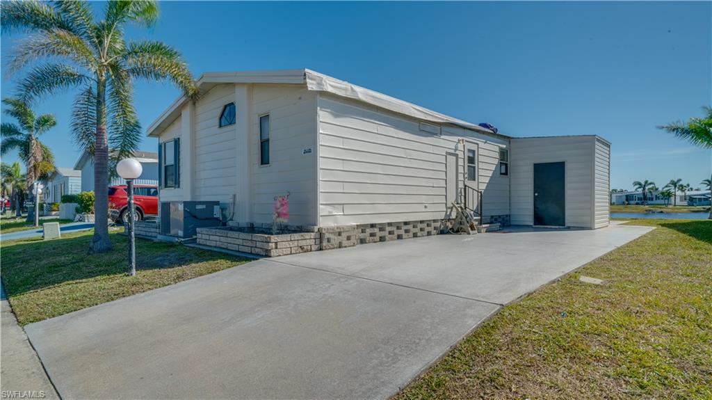 HORIZON VILLAGE - Residential