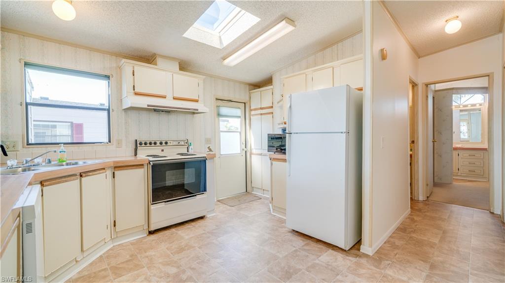 HORIZON VILLAGE - Residential