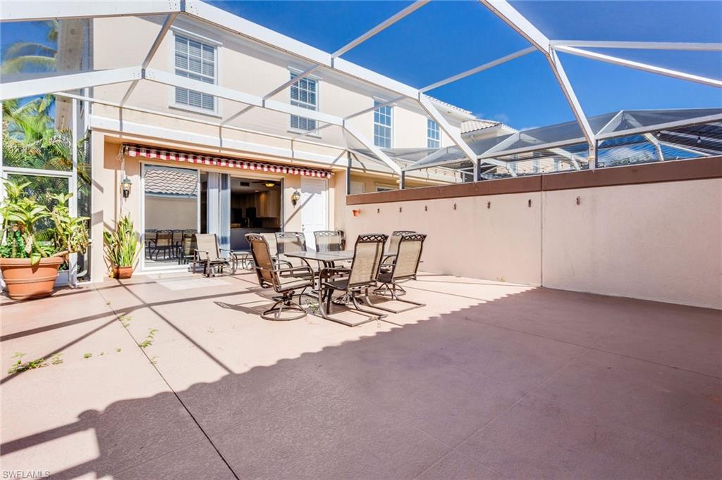 ISLAND WALK - Residential