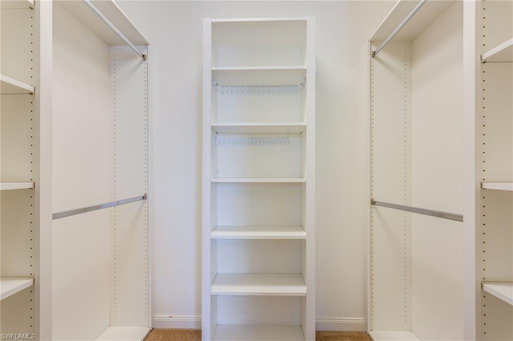 ISLAND WALK - Residential