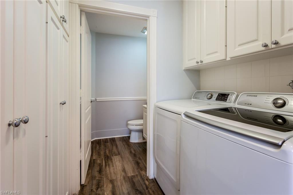 ISLAND WALK - Residential