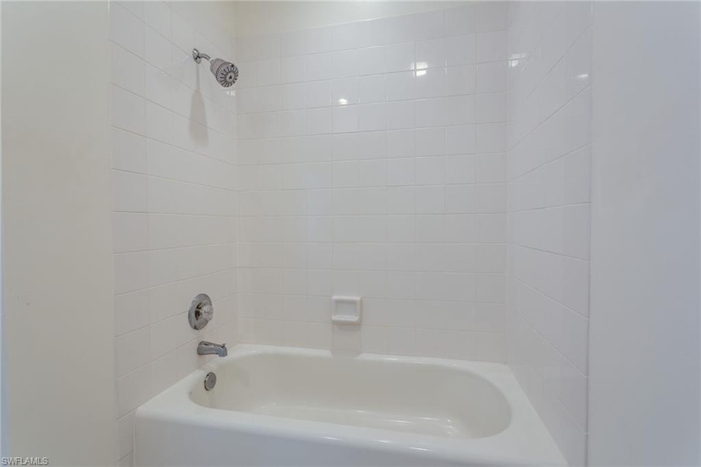 ISLAND WALK - Residential