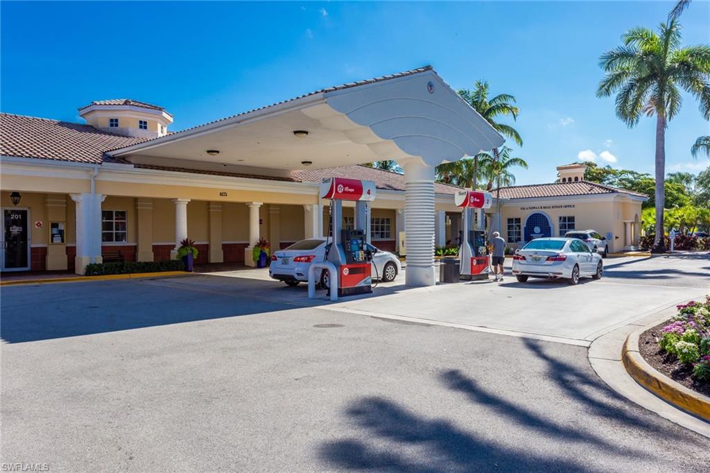 ISLAND WALK - Residential