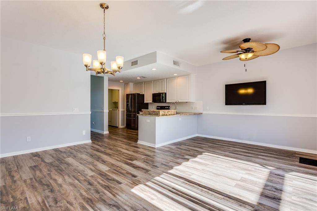 ISLAND WALK - Residential