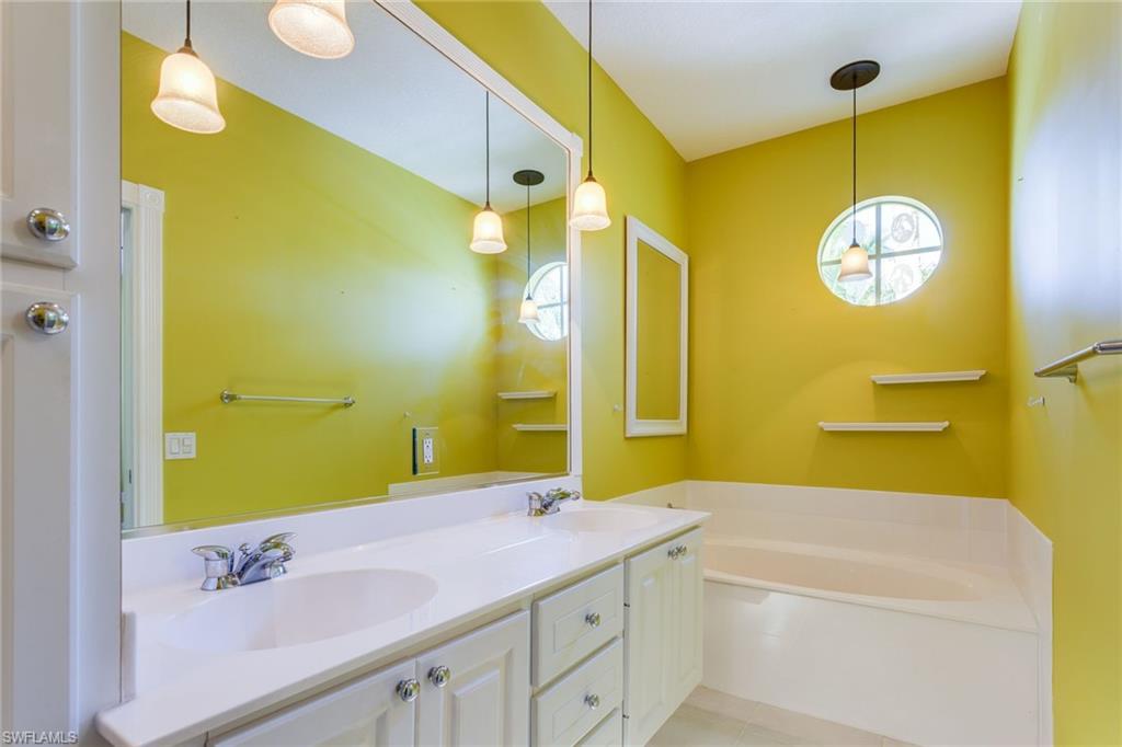 ISLAND WALK - Residential