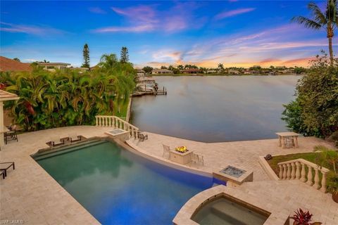 4804 Pelican BLVD CAPE CORAL FL 33914