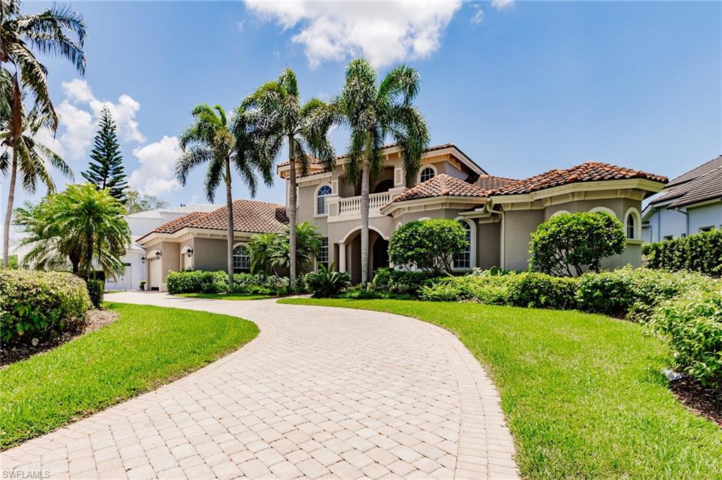 MOORINGS - Residential