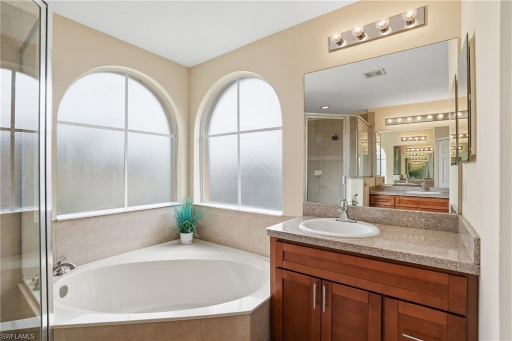 CATALINA ISLES - Residential