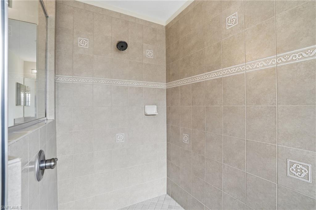 CATALINA ISLES - Residential