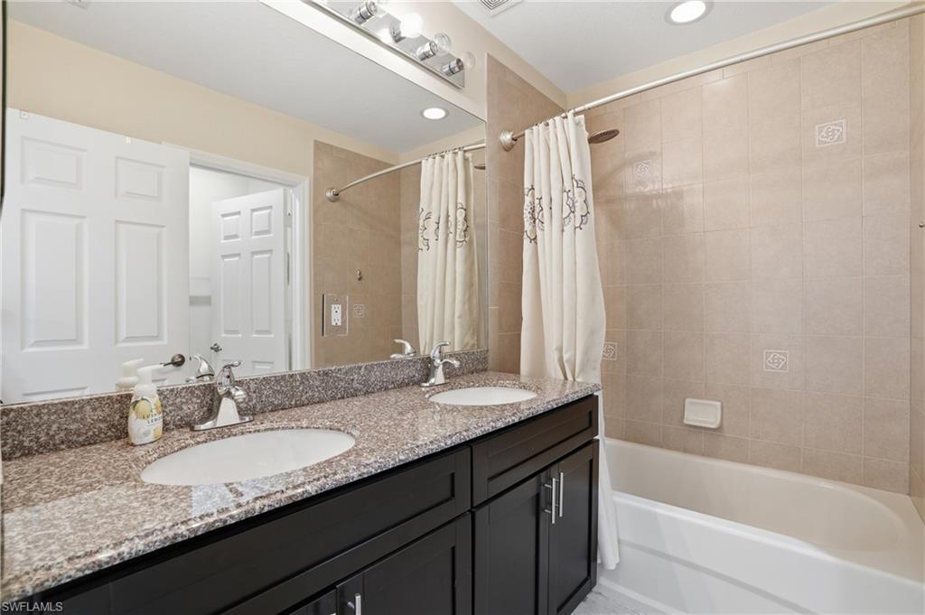 CATALINA ISLES - Residential