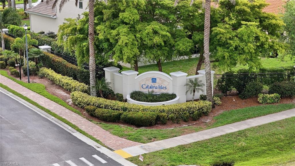 CATALINA ISLES - Residential