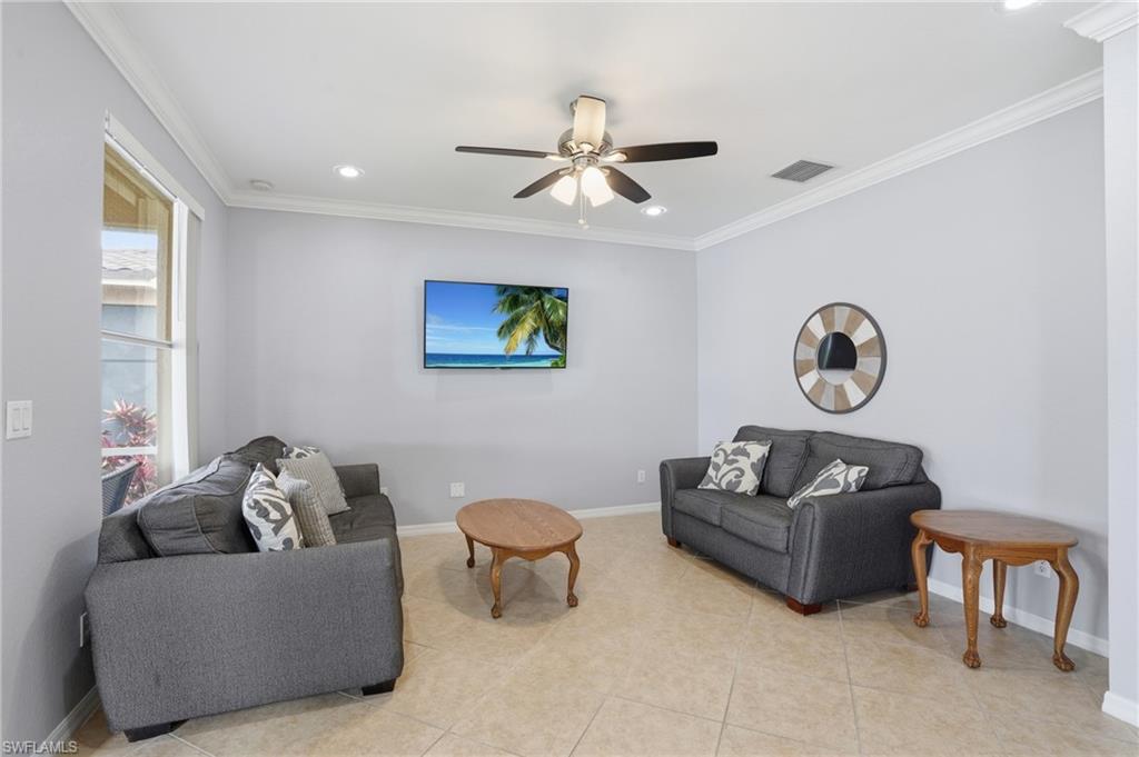 CATALINA ISLES - Residential