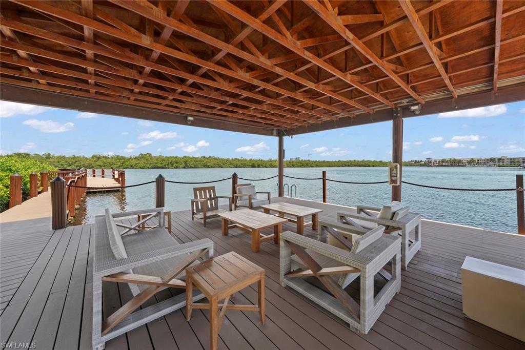 MANGROVE BAY - Residential